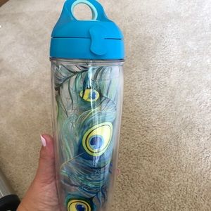 Tervis water bottle with another brand new lid